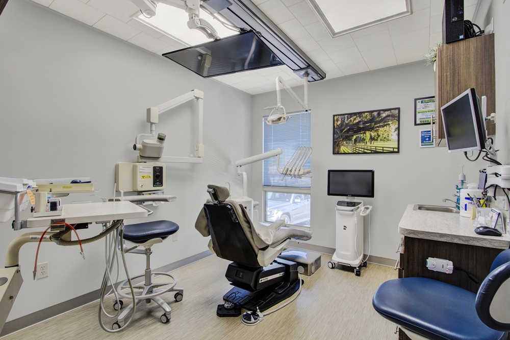 Modern dental operatory with advanced dental equipment and patient chair